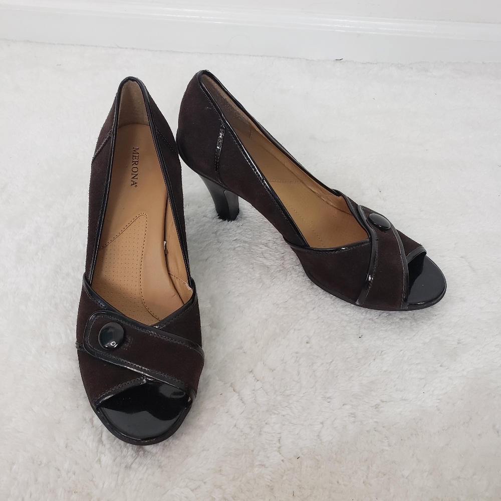 Merona open toe suede heels